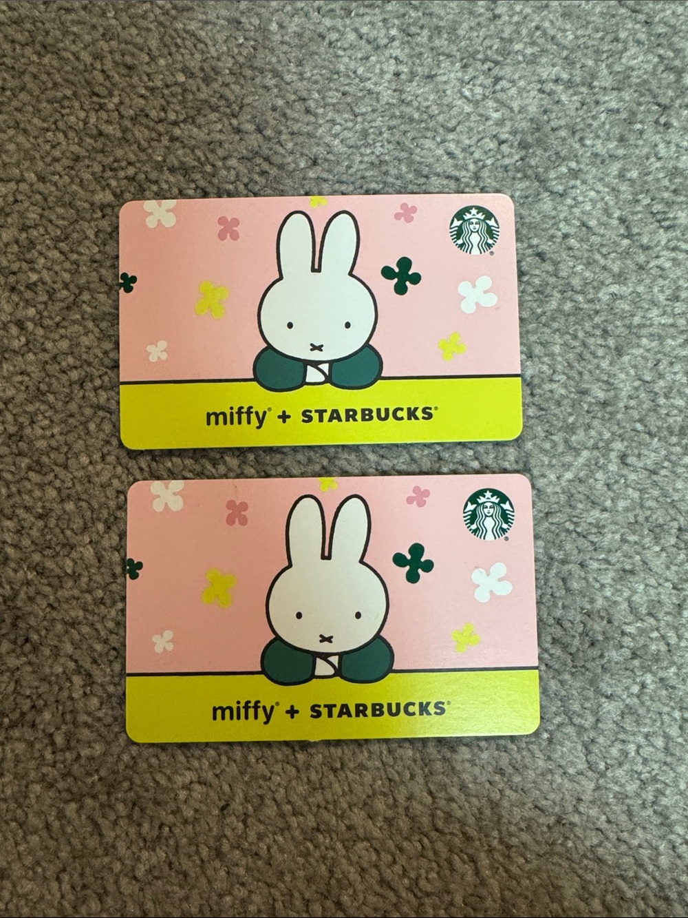 Starbucks x Miffy gift card (2 count)